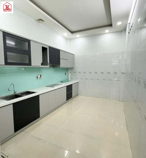 Nhà 4 tầng 45m2 gần vòng xoay Lê Đại Hành - Tân Bình