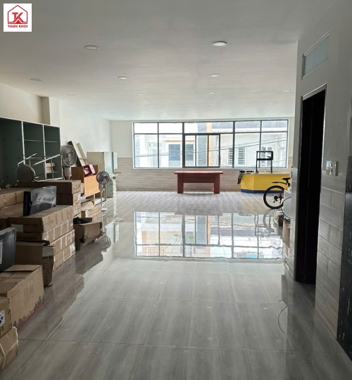 Bán nhà mặt tiền Phú Thọ Hòa, Tân Phú 4 lầu thang máy 