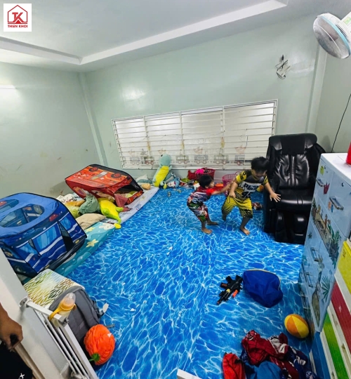 Chủ bán gấp nhà đẹp 4 phòng ngủ, mặt tiền đường KD Tân Hiệp